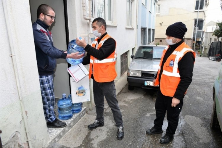 Bursa'da 1 litre atık yağ getirene 5 litre memba suyu hediye