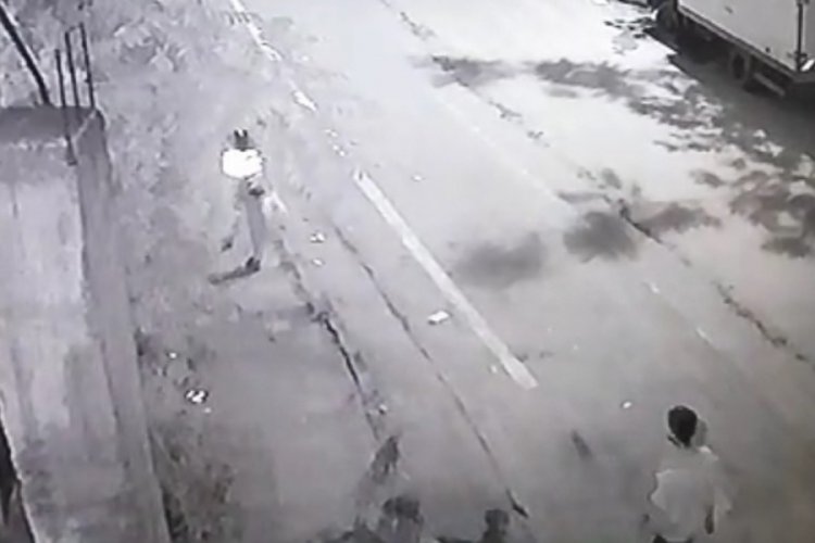 Gaziosmanpaşa'da gen&ccedil; kadına kapka&ccedil; şoku