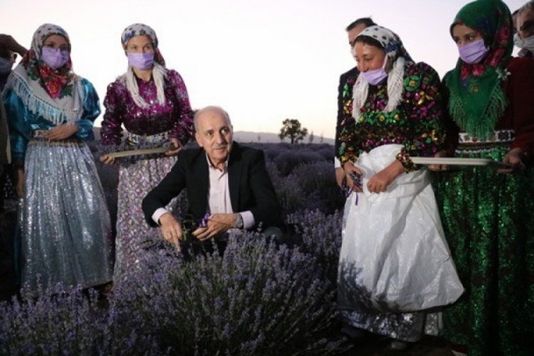 Numan Kurtulmuş: G&ouml;n&uuml;lden g&ouml;n&uuml;le k&ouml;pr&uuml; kuracağız