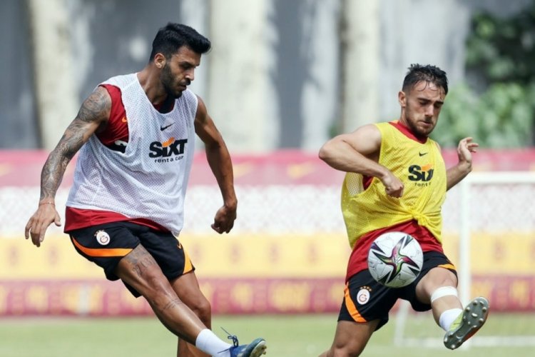 Galatasaray yeni sezon hazırlıklarını s&uuml;rd&uuml;rd&uuml;