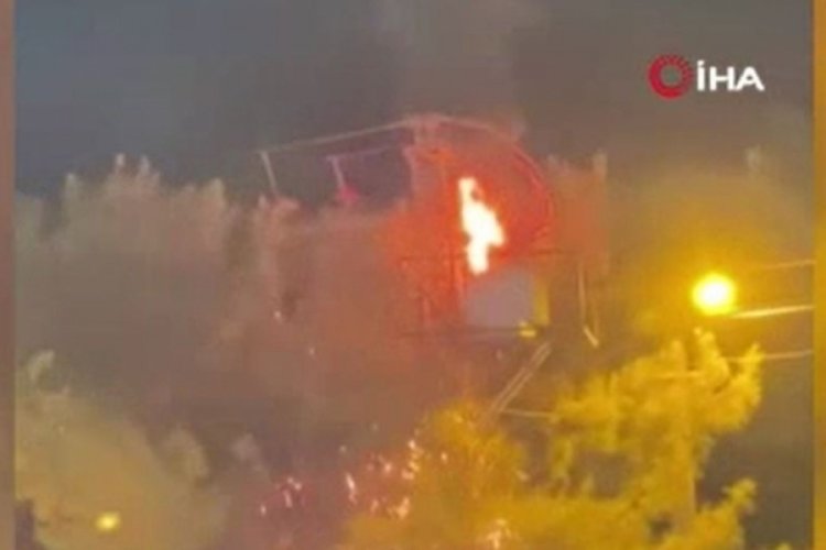 Elektrik trafosu bomba gibi patladı