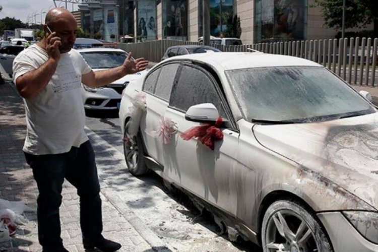 L&uuml;ks gelin arabası yandı: Cenazemize de gelebilirdiniz
