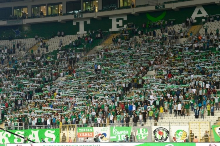 Bursaspor, taraftarına kavuşmak i&ccedil;in g&uuml;n sayıyor