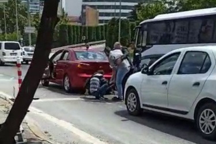 Konvoyu durduran şahıs "para dayağı" yedi!