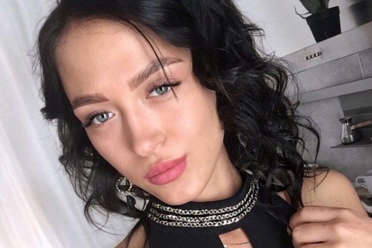 Kristina Lisina, 22. kattan d&uuml;şerek &ouml;ld&uuml;