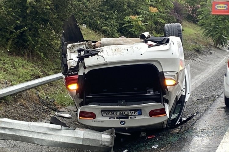 L&uuml;ks otomobil takla attı!