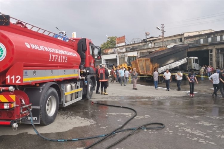 Kaynak at&ouml;lyesinde patlama: 3 kişi yaralandı