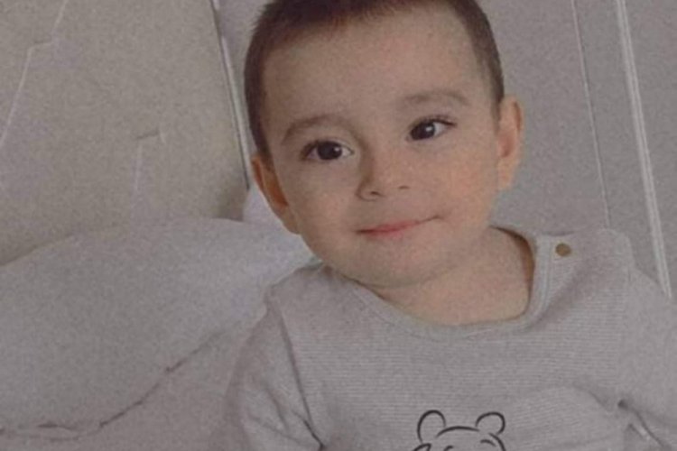 Balkondan düşen 2,5 yaşındaki bebek hayatını kaybetti Güncel Haberler