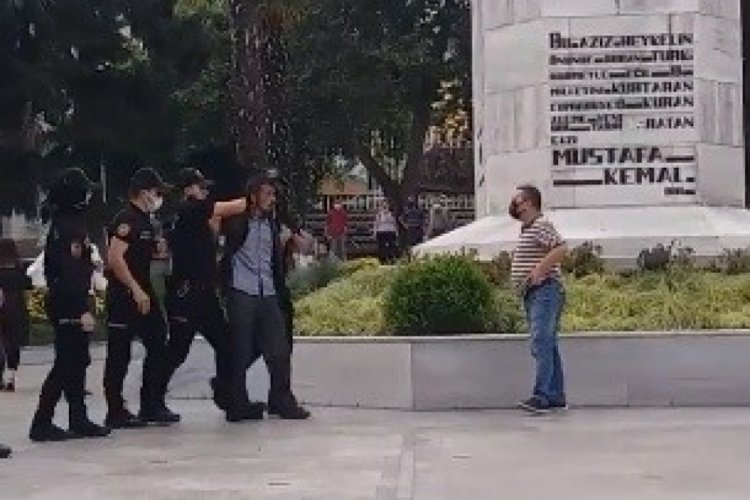 Bursa Valiliği'nden Atat&uuml;rk heykeline saldırıyla ilgili a&ccedil;ıklama