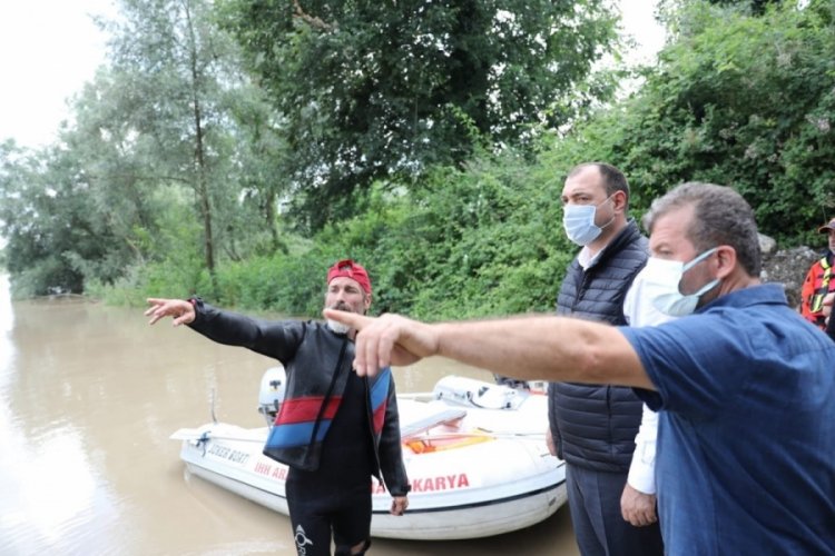 Sakarya Nehri'nde kaybolan gen&ccedil; aranıyor