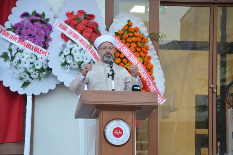 Ali Erbaş: Emperyalistler vermeden almışlar biz veriyoruz, almıyoruz