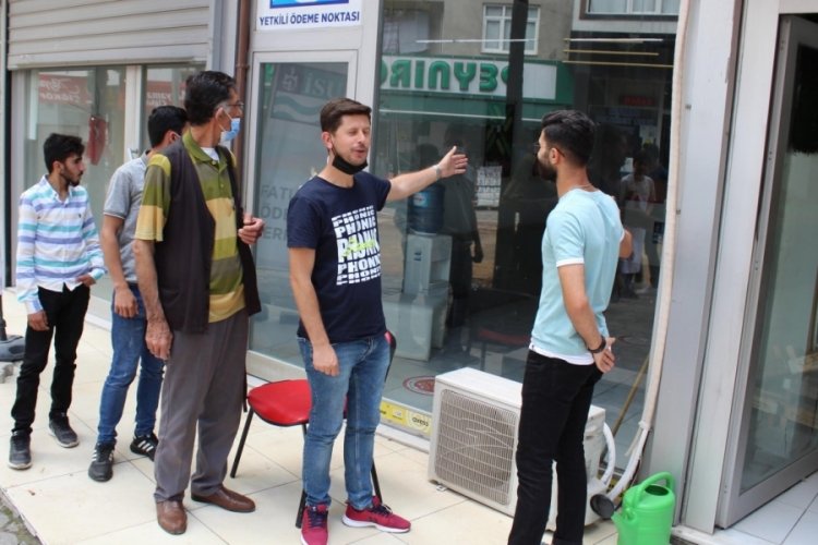 Dolandırılan y&uuml;zlerce kişi soluğu karakolda aldı!