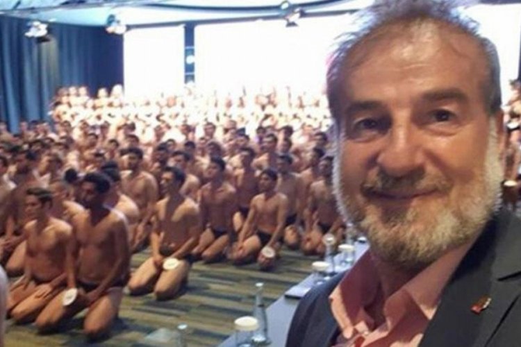 34. Best Model T&uuml;rkiye'de g&uuml;ndem olan g&ouml;r&uuml;nt&uuml;