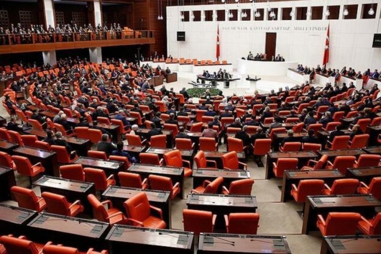 Ekonomiye ilişkin d&uuml;zenlemeler i&ccedil;eren kanun teklifi Meclis'e sunuldu