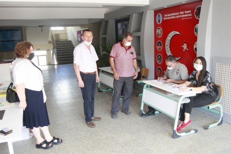 Bursa'da Bulgaristan se&ccedil;imleri i&ccedil;in oy verme işlemi başladı