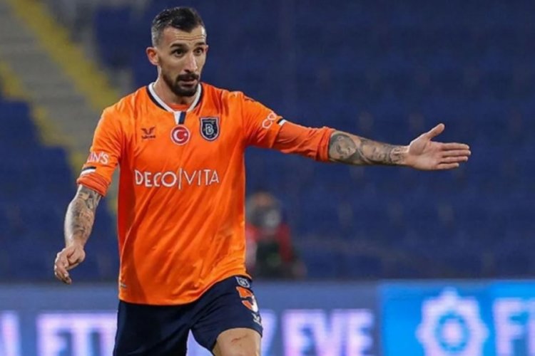 Beşiktaş, Mehmet Topal'la s&ouml;zleşme imzaladı