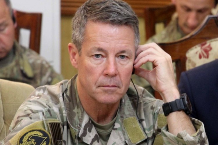 ABD'li General , Afganistan'daki g&ouml;revini bıraktı