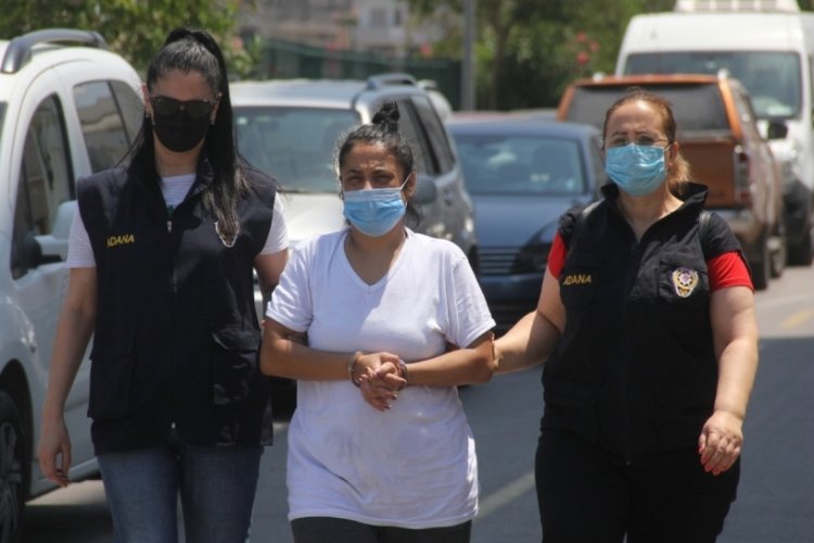 T&uuml;rk Bayrağı'nı &ccedil;&ouml;pe attı, "keyfimden yaptım" dedi