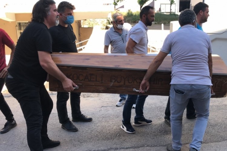 21 yaşındaki kadın, arkadaşının evinde &ouml;l&uuml; bulundu
