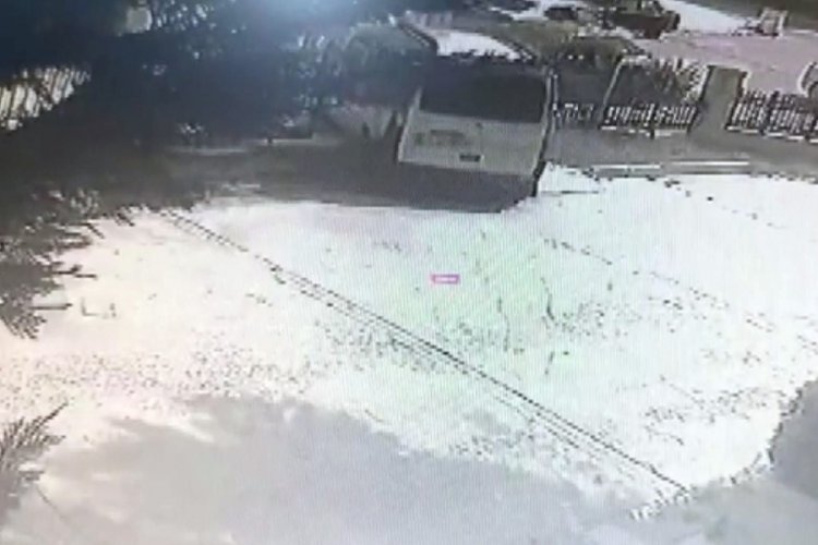 Esenyurt'ta saklanmak i&ccedil;in girdi, kurşun yağmuruna tutuldu!