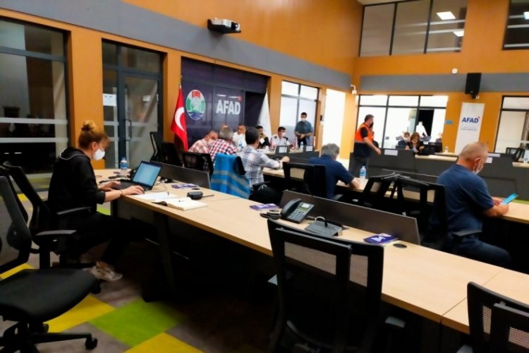 Rize'de sel felaketinde kayıp sayısı 4'e y&uuml;kseldi