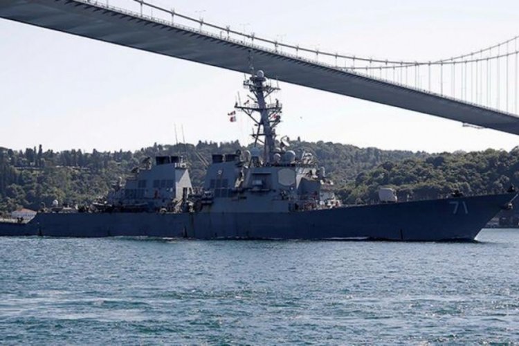 ABD gemisi İstanbul Boğazı'nda!