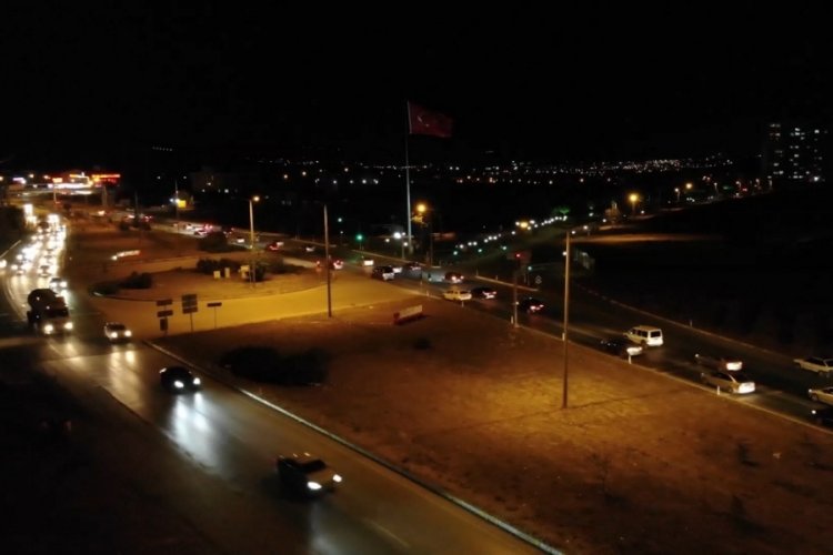 43 ilin geçiş noktasında bayram trafiği