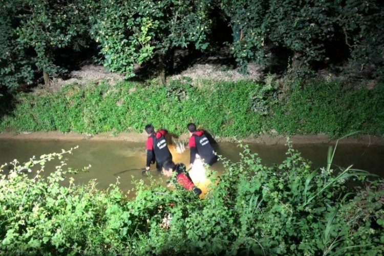 Sulama kanalına d&uuml;şen 4 yaşındaki &ccedil;ocuk kayboldu