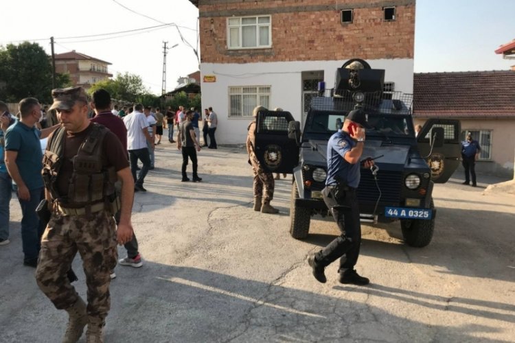 Tabancayla arkadaşını yaralayıp intihara kalkıştı!