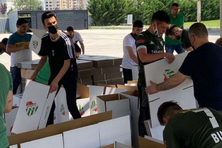 Bursaspor'dan 500 aileye kurban eti ve gıda yardımı