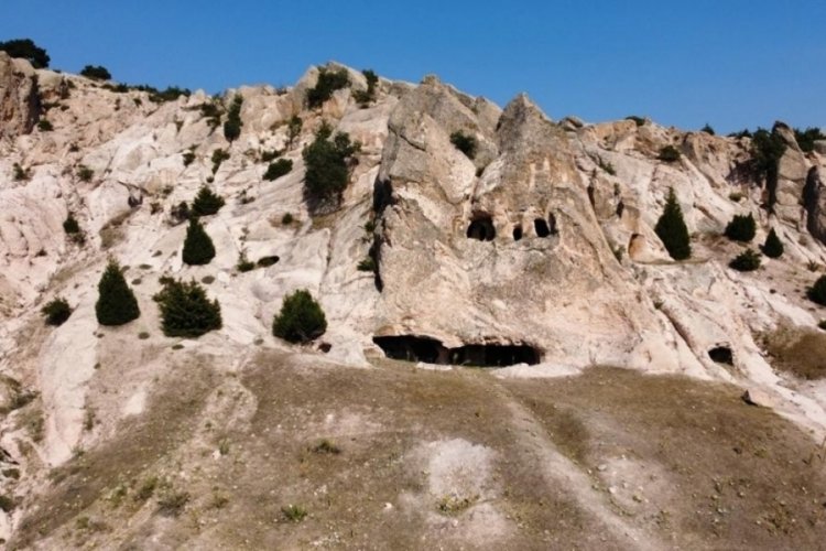 Kurudere mağaraları ve peri bacaları keşfedilmeyi bekliyor