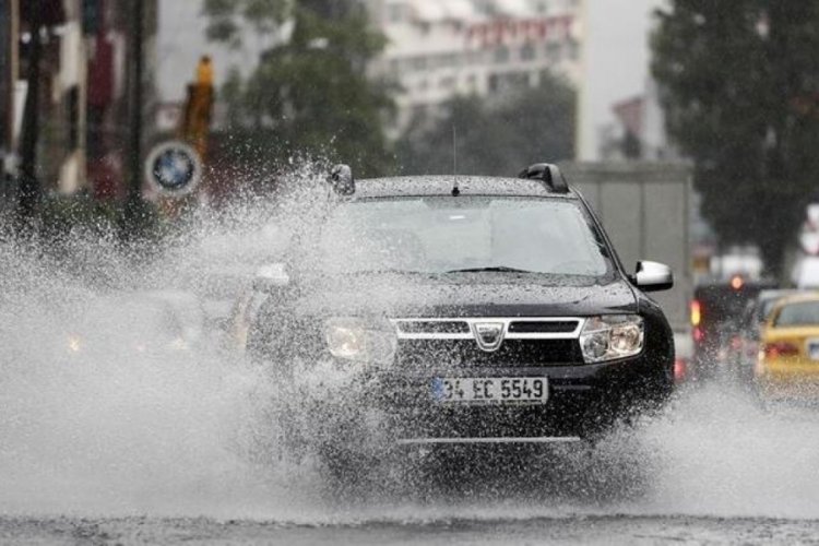 İstanbul ve Kocaeli &ccedil;evrelerinde sağanak bekleniyor