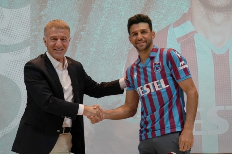 Trabzonspor, İsmail K&ouml;ybaşı ile s&ouml;zleşme imzaladı