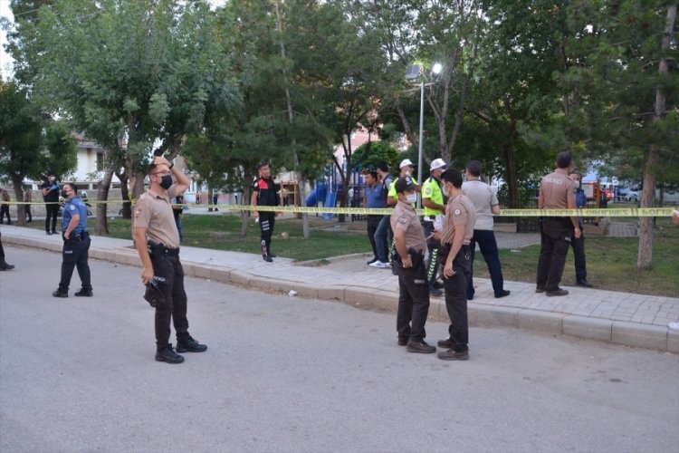 Komşu kavgasında 7 yaralı