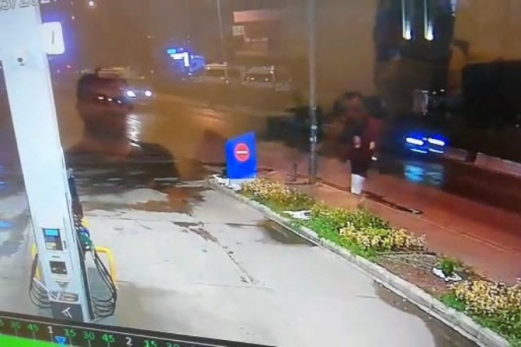Akaryakıt istasyonunda el bombası paniği