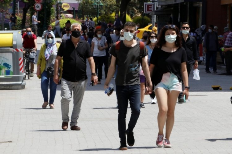 Mikrobiyoloji uzmanı Altındiş: D&ouml;rd&uuml;nc&uuml; zirvenin y&uuml;kselişi i&ccedil;indeyiz