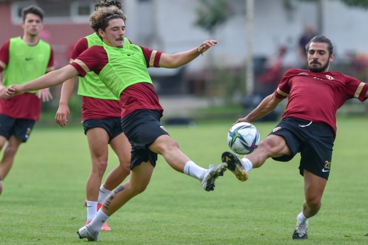 İneg&ouml;lspor topbaşı yaptı