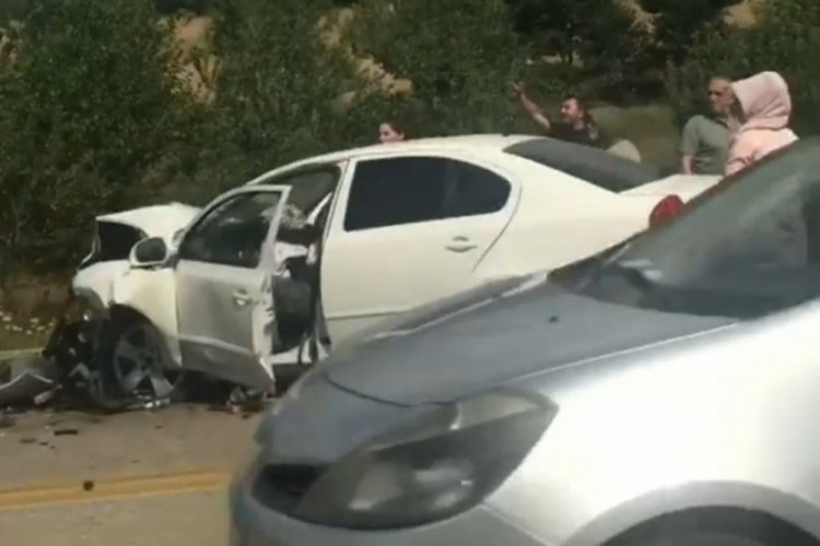 Bursa'da kafa kafaya &ccedil;arpıştılar: 1 &ouml;l&uuml;, 1 yaralı