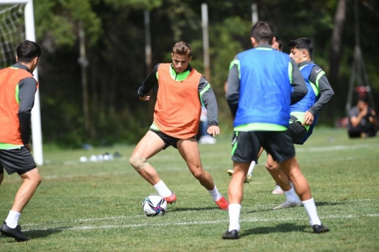 Bursaspor'da yeni sezon hazırlıkları Bolu'da devam ediyor