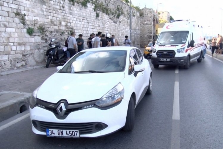 Zincirleme kazada motosiklet s&uuml;r&uuml;c&uuml;s&uuml; yaralandı