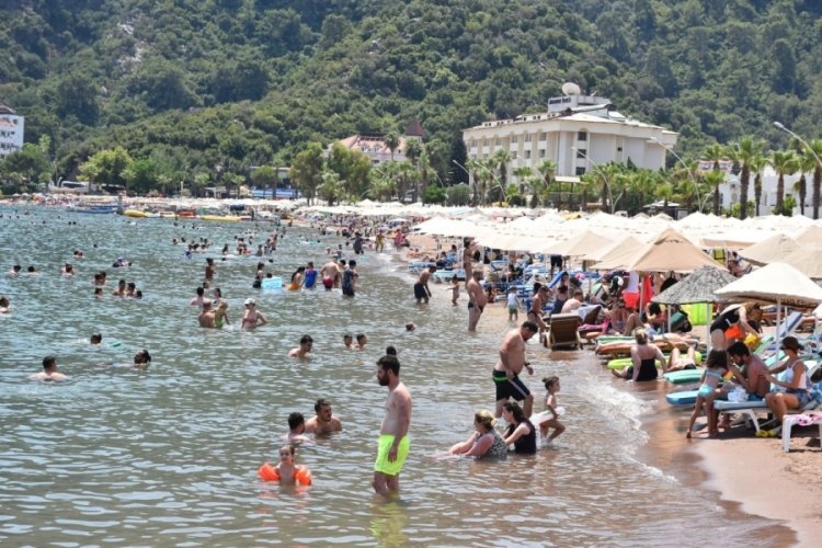 Marmaris, tatilcilerin ayrılmasıyla turistlere kaldı
