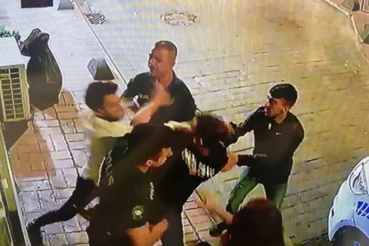 Şarkıcı &Ccedil;ağatay Akman'ın eski sevgilisini darbettiği g&ouml;r&uuml;nt&uuml;ler ortaya &ccedil;ıktı