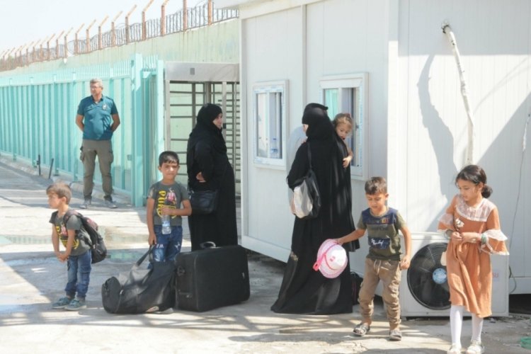 Bayram bitti Suriyelilerin T&uuml;rkiye'ye geri d&ouml;n&uuml;şleri başladı