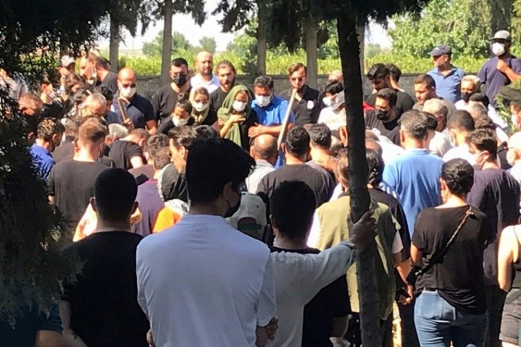 İzmir'de evinde &ouml;l&uuml; bulunan sporcunun cenazesi alındı
