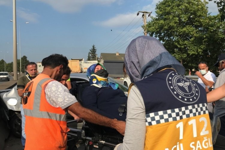 Kocaeli'nde tır kazası: 2 yaralı