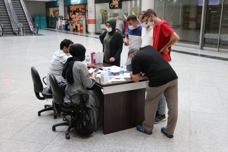 AVM'de randevu almadan aşı hizmeti