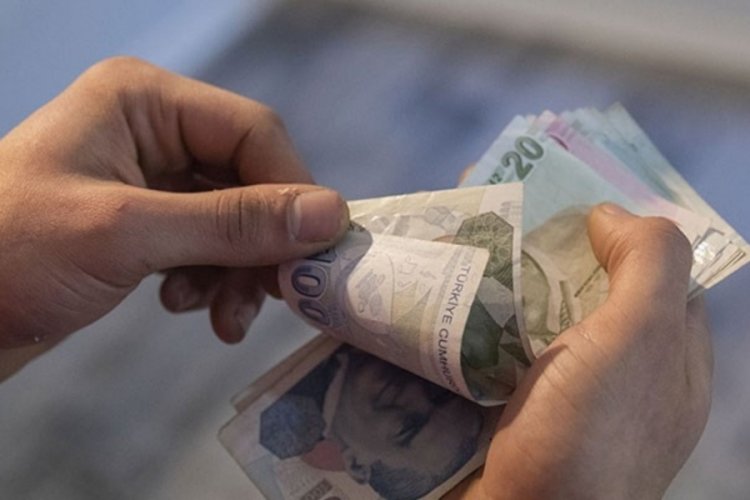 İstanbul'da servis &uuml;cretlerine y&uuml;zde 15 zam yapıldı