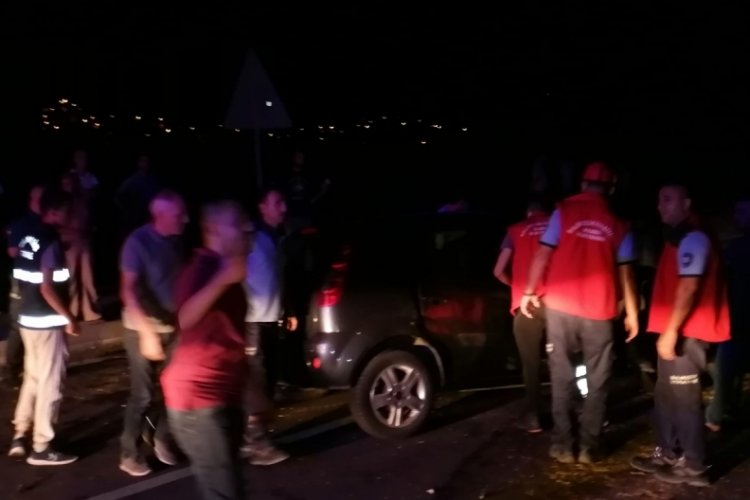 Balıkesir'de kaza: Baba ve kızı yaralandı