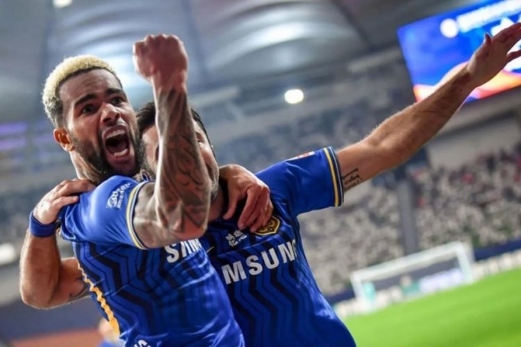 Beşiktaş, Alex Teixeira transferini bitiriyor
