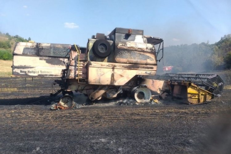 Bursa Yenişehir'de alev alan biçerdöver ormanı yakıyordu